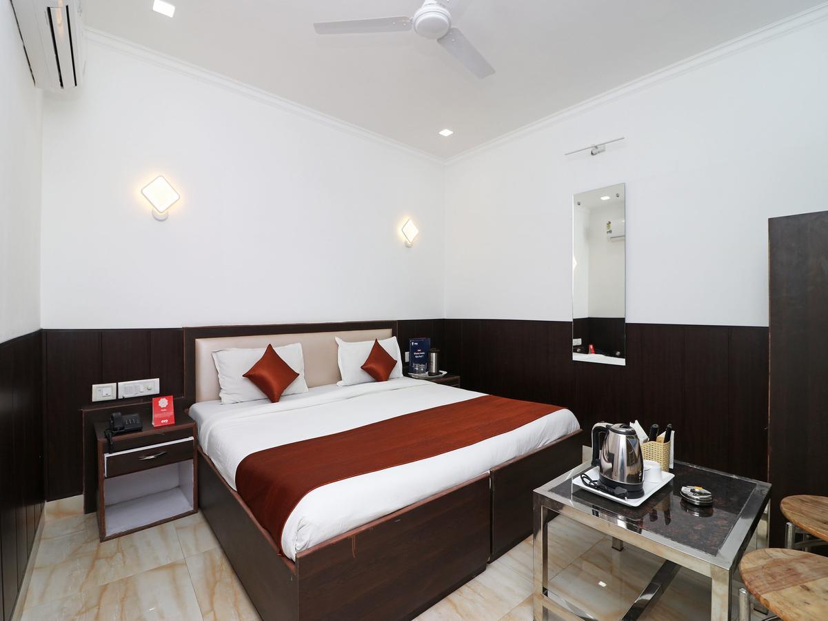 Oyo 11526 Hotel Apollo Agra  Ngoại thất bức ảnh