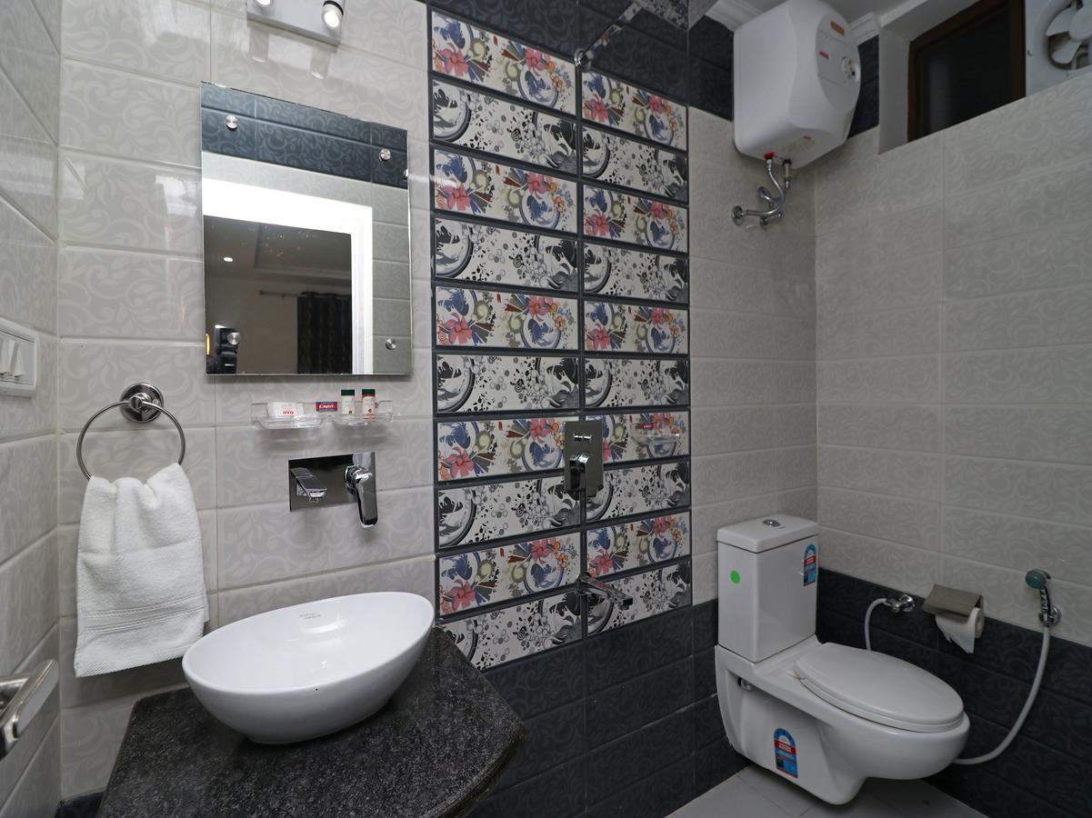 Oyo 11526 Hotel Apollo Agra  Ngoại thất bức ảnh