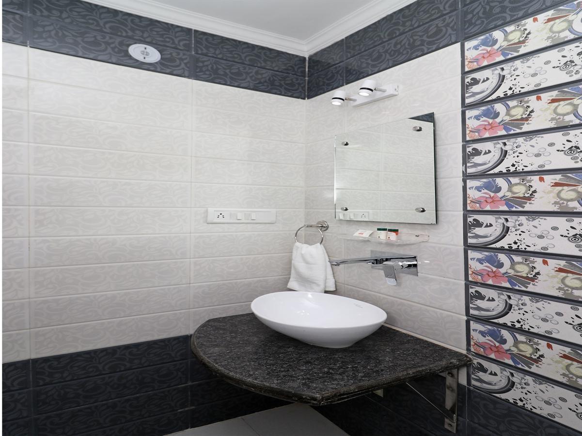 Oyo 11526 Hotel Apollo Agra  Ngoại thất bức ảnh