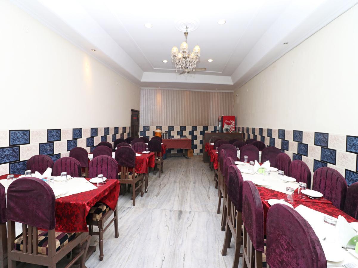 Oyo 11526 Hotel Apollo Agra  Ngoại thất bức ảnh